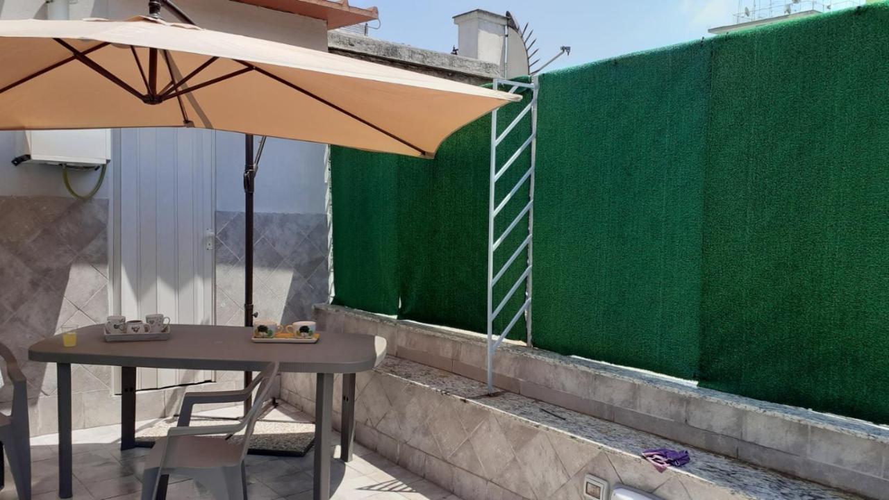 Hotel La Dimora Di Rosy Napoli Esterno foto