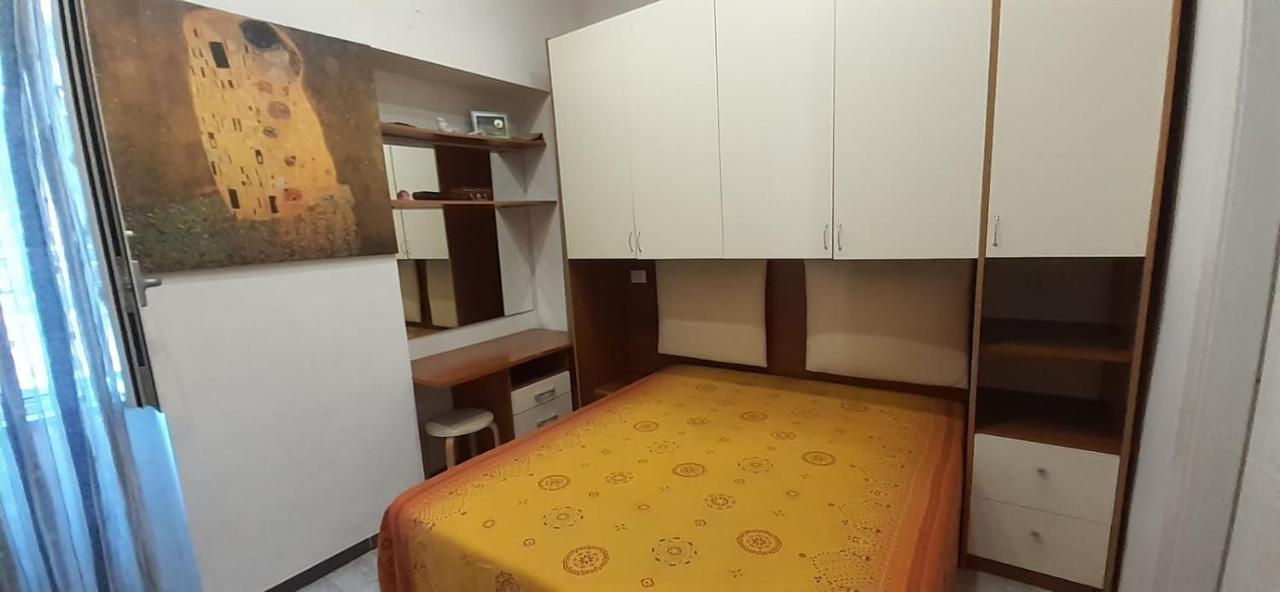 Hotel La Dimora Di Rosy Napoli Esterno foto