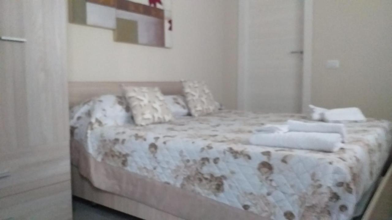 Hotel La Dimora Di Rosy Napoli Esterno foto